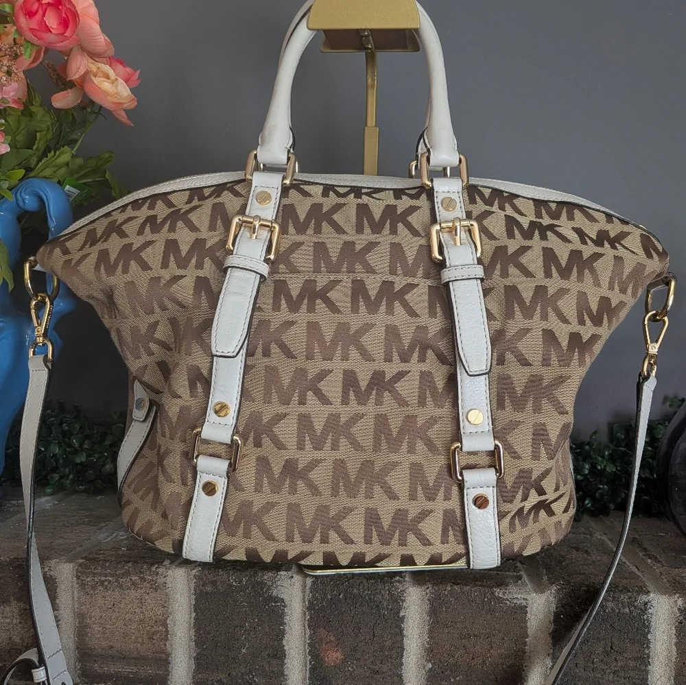 Michael Kors Bedford Signature Satchel Tan Monogram/White trim